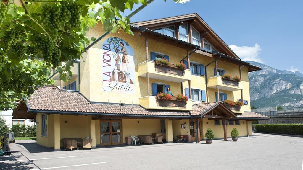 Hotel Garni La Vigna San Michele allʼAdige Esterno foto