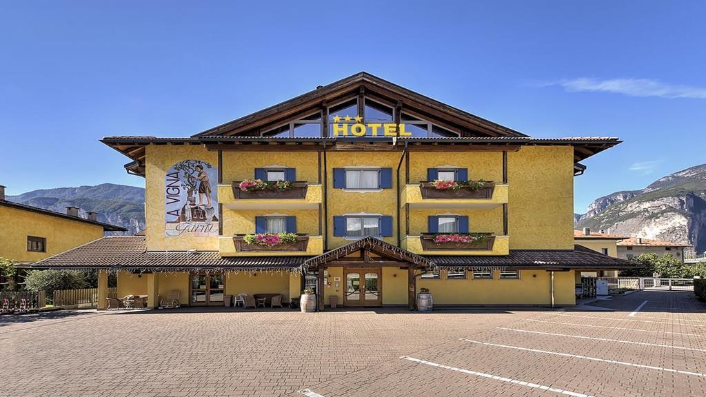 Hotel Garni La Vigna San Michele allʼAdige Esterno foto