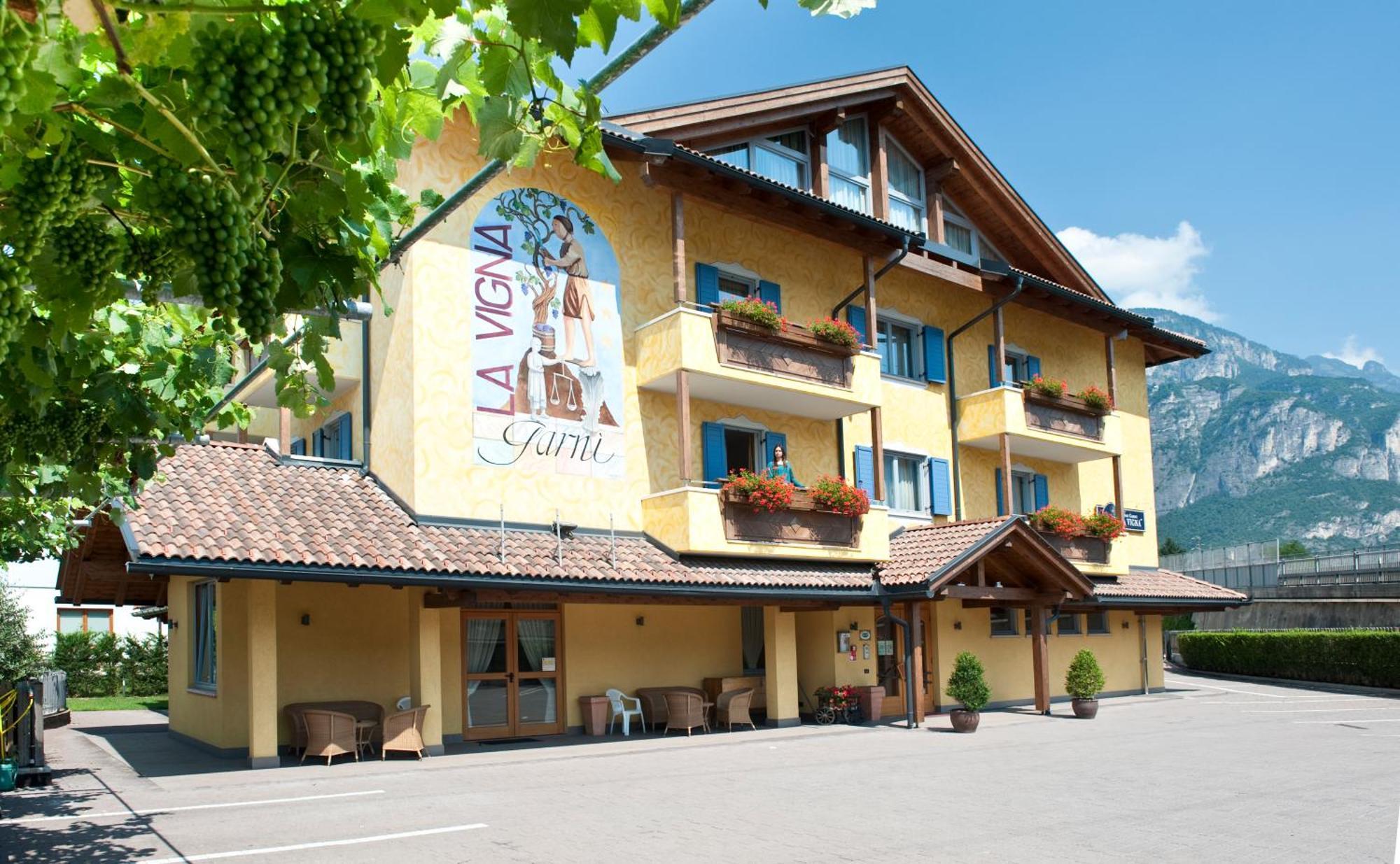 Hotel Garni La Vigna San Michele allʼAdige Esterno foto
