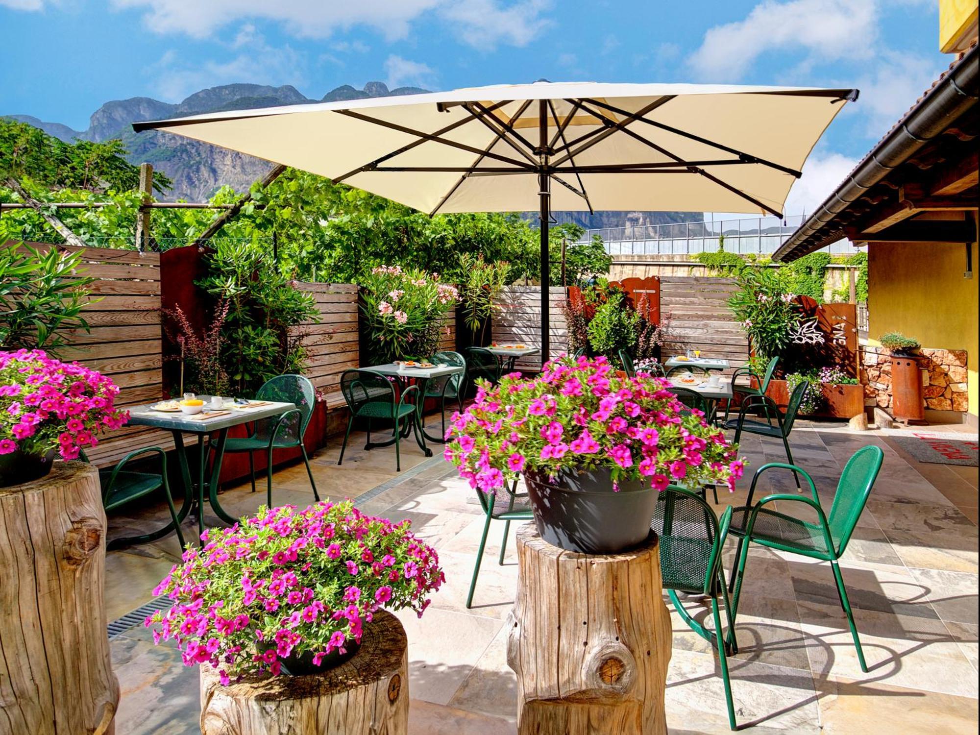 Hotel Garni La Vigna San Michele allʼAdige Esterno foto