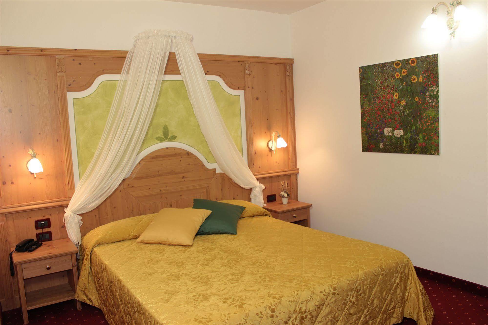 Hotel Garni La Vigna San Michele allʼAdige Esterno foto