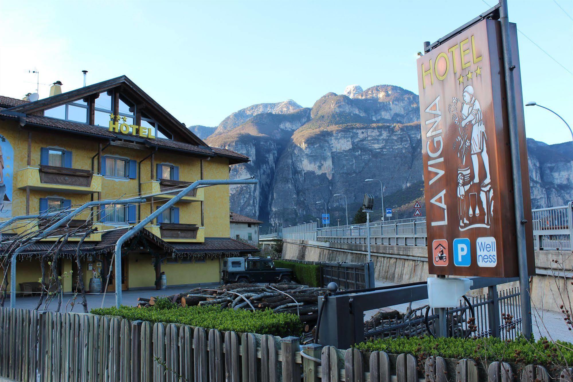 Hotel Garni La Vigna San Michele allʼAdige Esterno foto