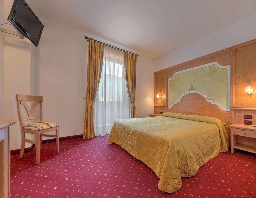 Hotel Garni La Vigna San Michele allʼAdige Camera foto